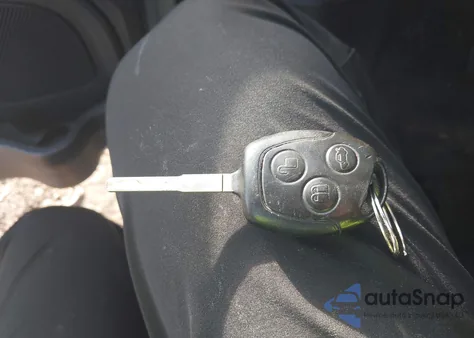 2013 Ford Fiesta Se из США, поврежденный, VIN 3FADP4BJ3DM224236